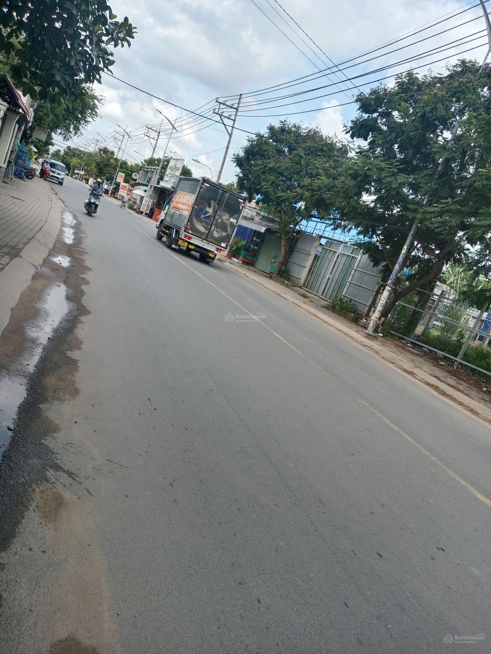 Đất ngộp 167m2/880tr Xã Hòa Long, TP Bà Rịa - Vũng Tàu. Gần chợ Hòa Long, đất thổ cư. Sổ hồng riêng