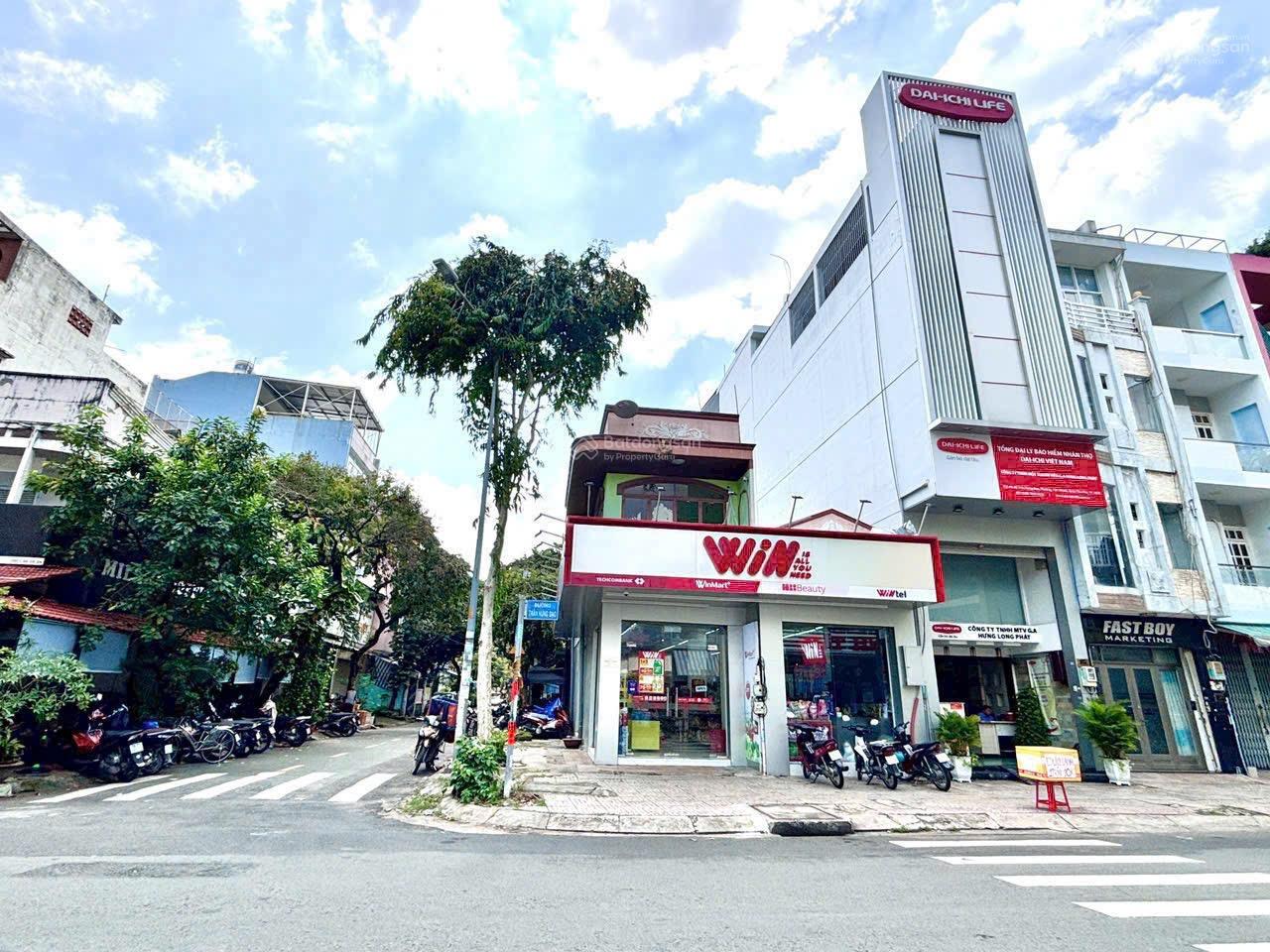 Căn góc 2 mặt tiền, 83 đường Trần Hưng Đạo, Tân Phú 8.9x21m, đúc 1 lầu. Giá 28 tỷ