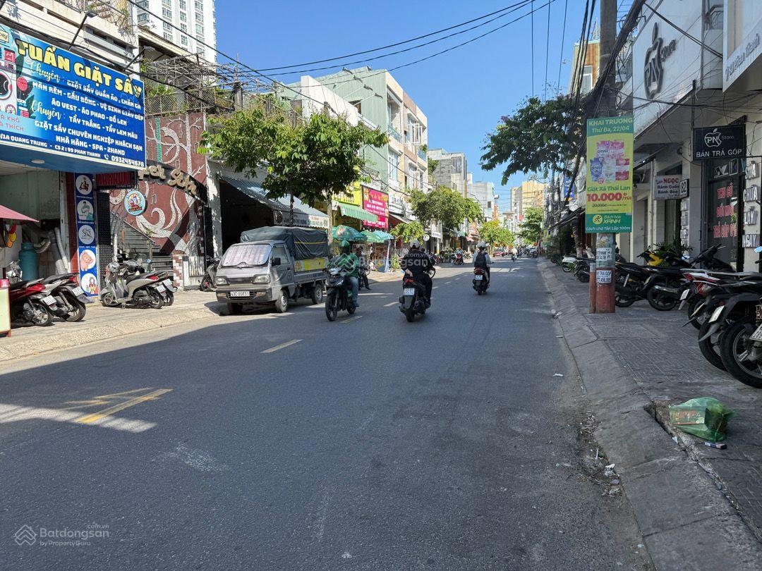 Bán nhà mặt tiền Tiểu La. Vip nhất khu Hòa Cường Bắc. Vị trí siêu đẹp. Kinh doanh đa ngành nghề