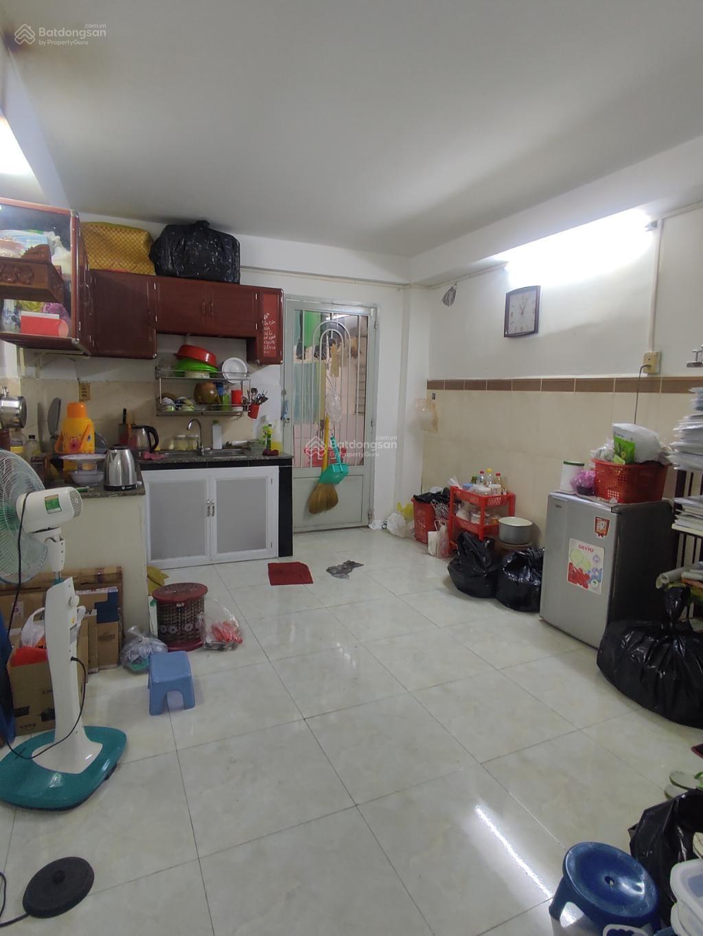 Bán nhà mặt tiền đường phường Tân Quy, Quận 7, TP. HCM, giá siêu hời 9,8 tỷ, 70m2