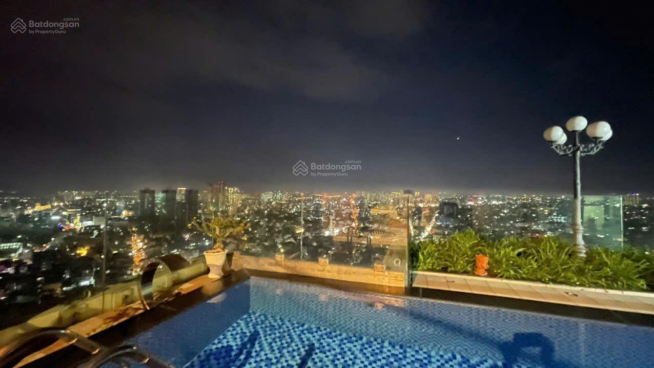 Bán gấp Penthouse The Everrich, Quận 11, 560m2, 4PN, có hồ bơi riêng, có sổ hồng, giá bán: 24.5 tỷ