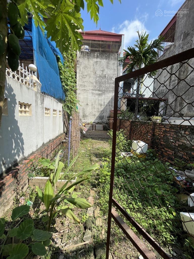 Bán đất Xuân Phương, 7 chỗ qua nhà, ngõ thông, gần phố, dt55m, 9,3 tỷ Bán đất Xuân Phương, 7 chỗ qua nhà, ngõ thông, gần phố, dt55m, 9,3 tỷ
