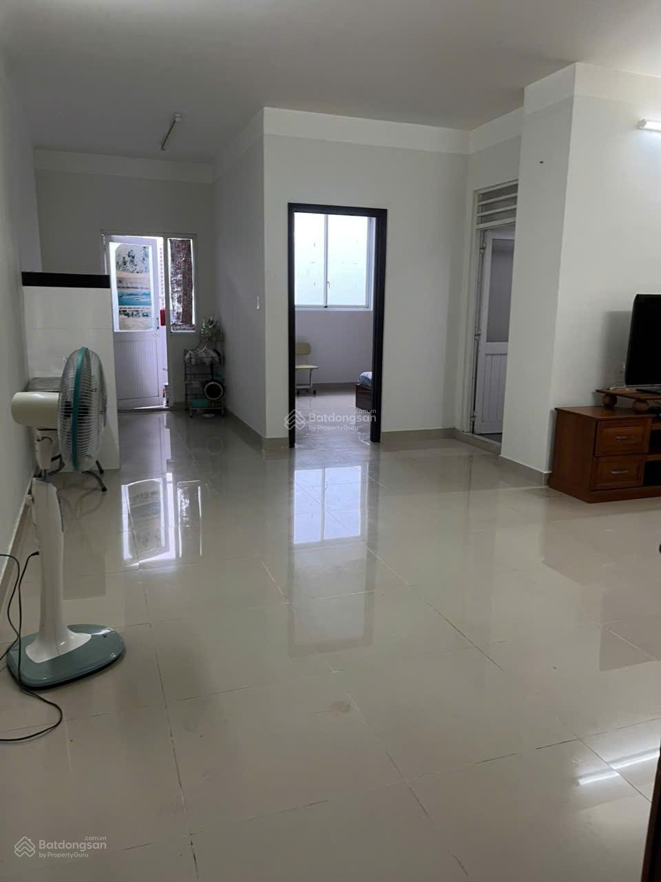 Cho thuê CH Belleza, 2PN, 1wc nhà trống giá 7.5tr. Hà 0917 987 ***