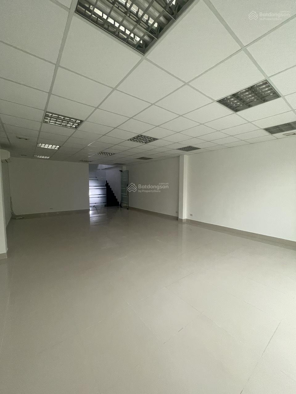 Sàn văn phòng 75 m2 trống suốt khu Tân Quy Đông, Tân Phong gần Lotte Mart, sạch sẽ ánh y hình Sàn văn phòng 75 m2 trống suốt khu Tân Quy Đông, Tân Phong gần Lotte Mart, sạch sẽ ánh y hình