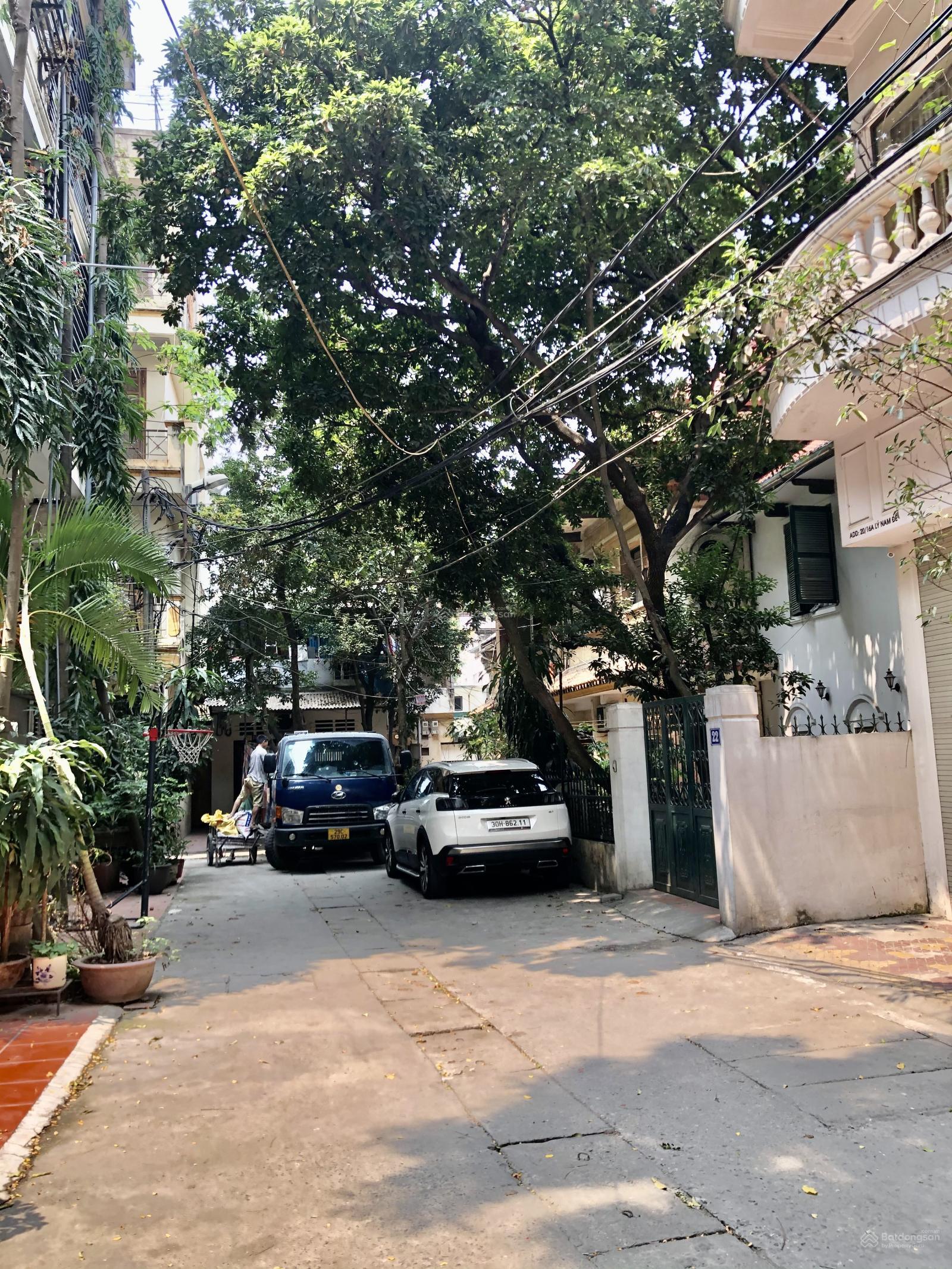 Cần bán nhà lô góc phố Lý Nam Đế, Hoàn Kiếm. DT 120m2 x 5T, MT 5m, ôtô tránh nhau, cách MP đúng 30m