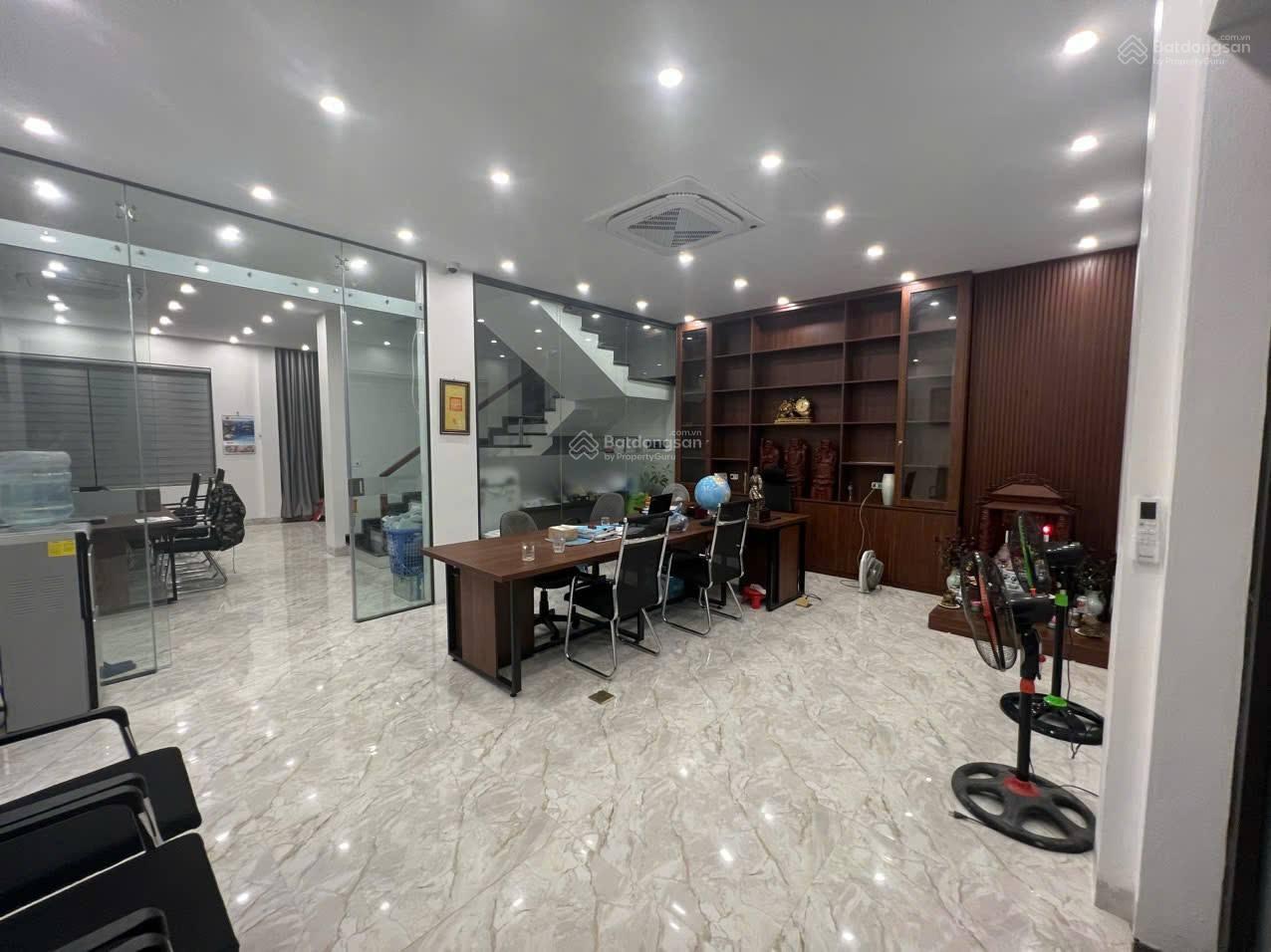 BÁN BIỆT THỰ ĐẸP TẠI XUÂN PHƯƠNG NAM TỪ LIÊM DT 144M2 4 TẦNG MT8M GIÁ 33.8 TỶ TL
