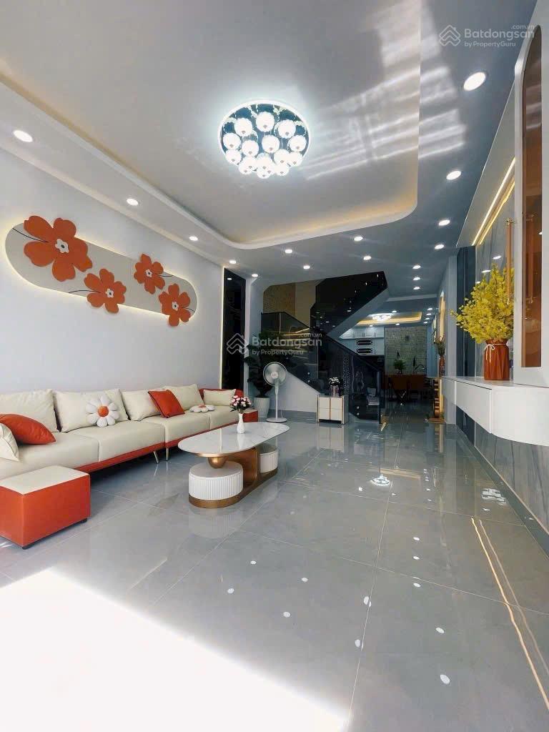 Hót bán nhà đẹp 3 tầng 4x15m sát quận 7 mặt tiền hẻm xe hơi Dương Cát Lợi full nội thất, chỉ 6.9 tỷ Hót bán nhà đẹp 3 tầng 4x15m sát quận 7 mặt tiền hẻm xe hơi Dương Cát Lợi full nội thất, chỉ 6.9 tỷ