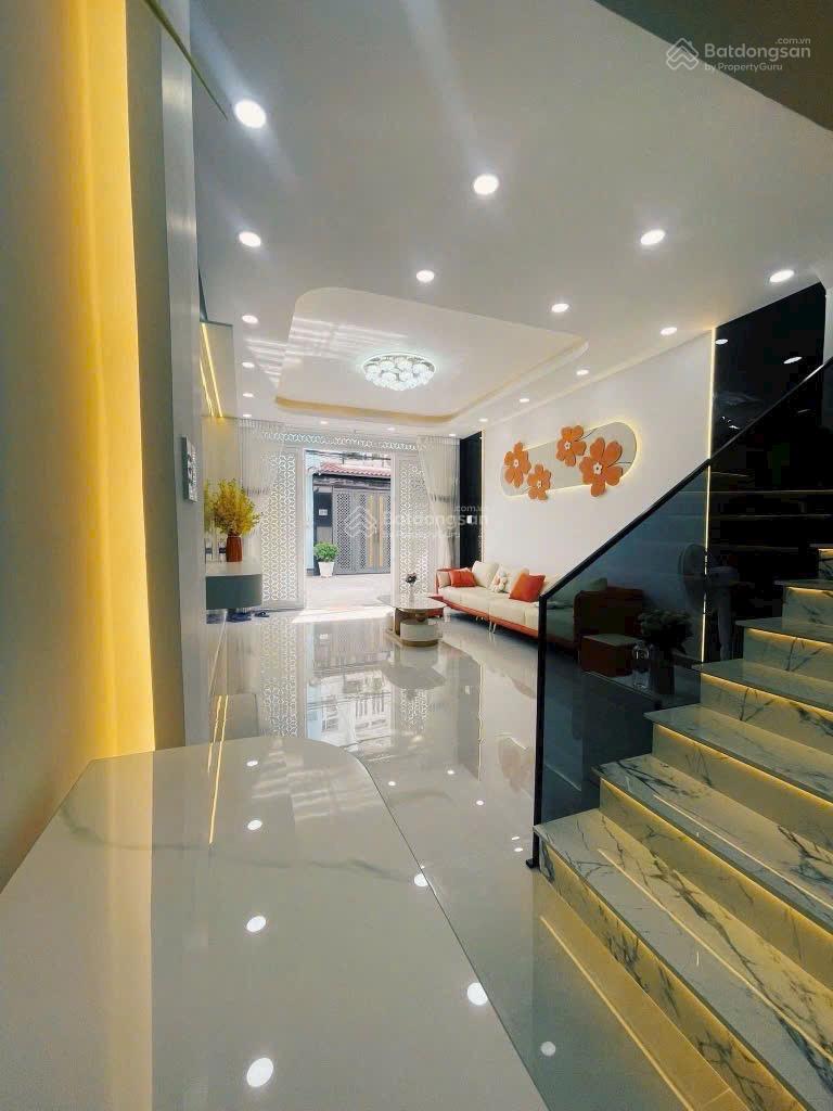 Hót bán nhà đẹp 3 tầng 4x15m sát quận 7 mặt tiền hẻm xe hơi Dương Cát Lợi full nội thất, chỉ 6.9 tỷ Hót bán nhà đẹp 3 tầng 4x15m sát quận 7 mặt tiền hẻm xe hơi Dương Cát Lợi full nội thất, chỉ 6.9 tỷ