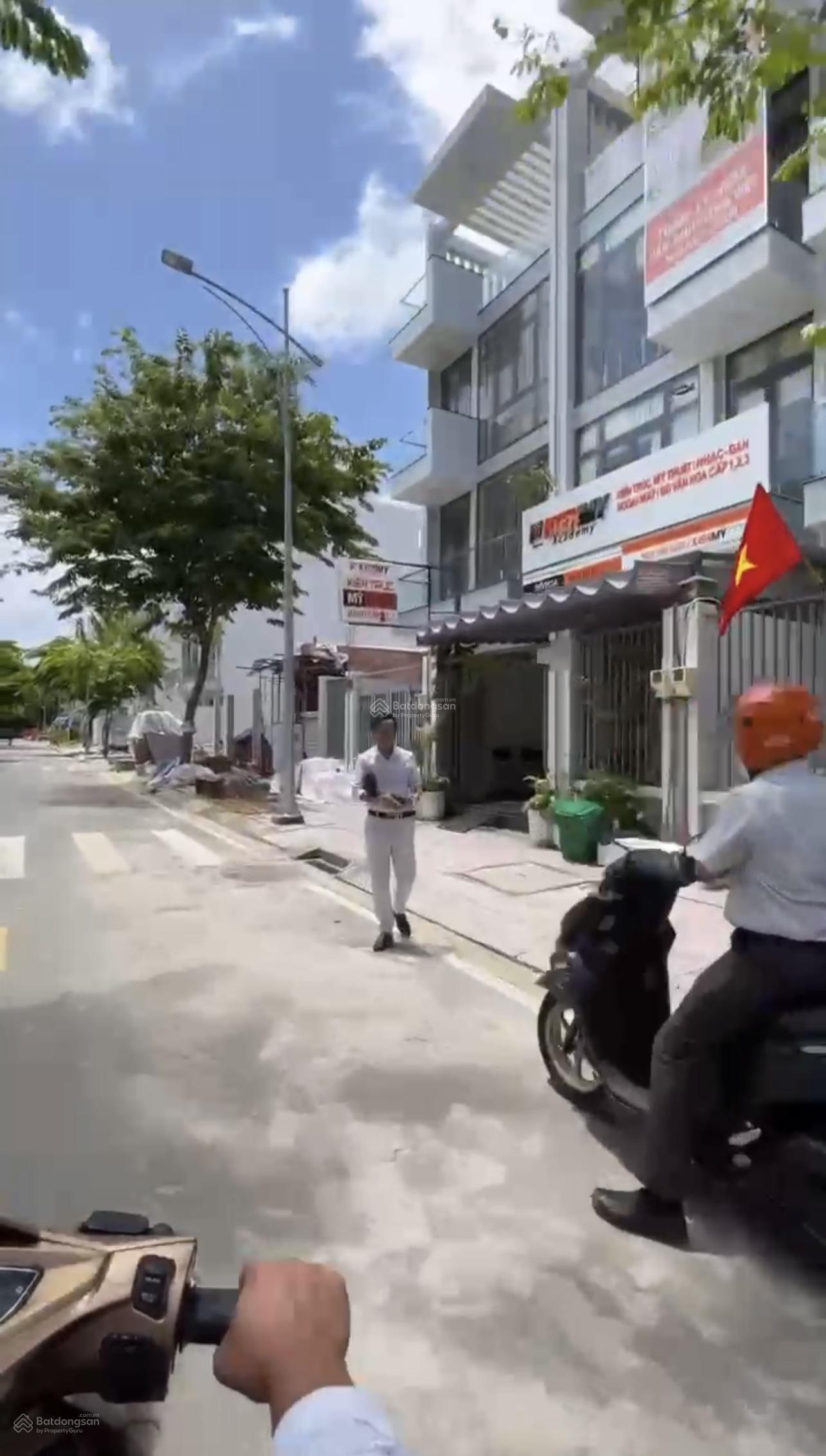 Bán nhà khu chợ đầu mối Hóc Môn giá 7ty3 Bán nhà khu chợ đầu mối Hóc Môn giá 7ty3