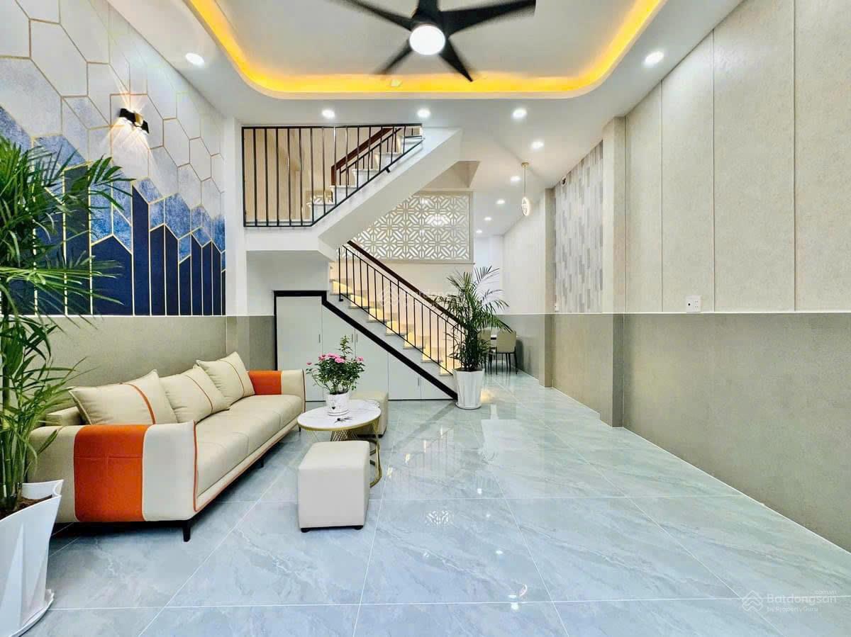 Chính chủ bán gấp nhà HXH Trường Sa, P12, Quận 3, DT 48m2, Giá 3tỷ490, gần Coopmart Nhiêu Lộc, SHR Chính chủ bán gấp nhà HXH Trường Sa, P12, Quận 3, DT 48m2, Giá 3tỷ490, gần Coopmart Nhiêu Lộc, SHR