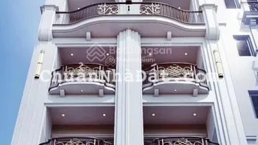 BÁN NHÀ MẶT PHỐ NGUYỄN KHUYẾN,76M2, 9T, 13P, GẦN PHỐ CỔ, DOANH THU 6 TỶ/NĂM.