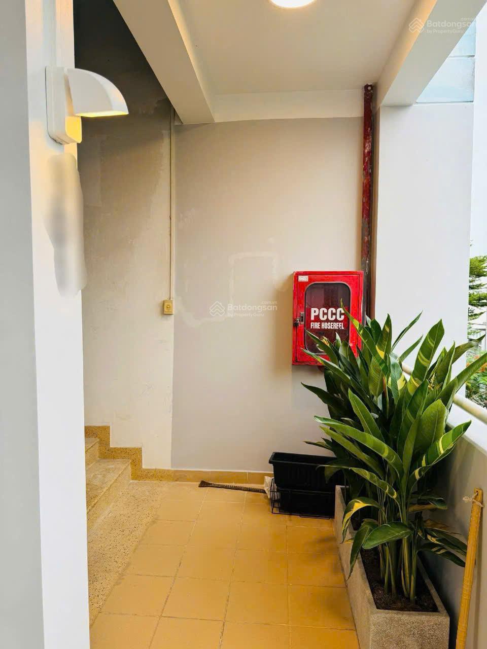 1,9 tỷ - CC III Bùi Minh Trực, P5, Q8, căn góc 2PN 56,9m2 SHR 2 ban công. Nhà đẹp, nội thất xinh