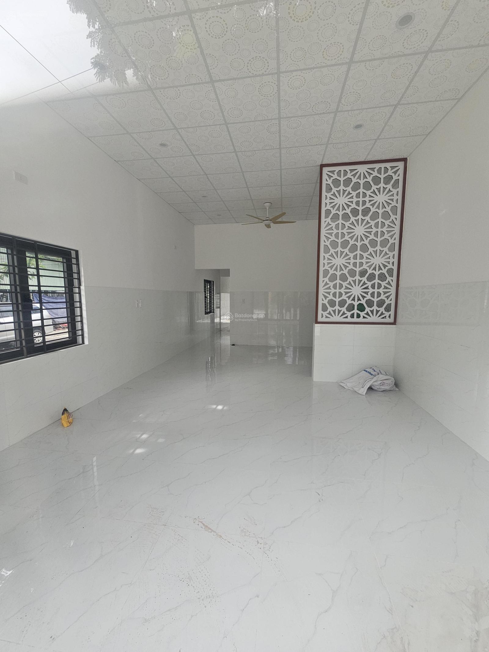 Sụp hầm lô góc 2 mặt tiền đường 7,5m đường Mân Quang 8 - Mân Quang 6. DT 102m2 ngang 6,5m