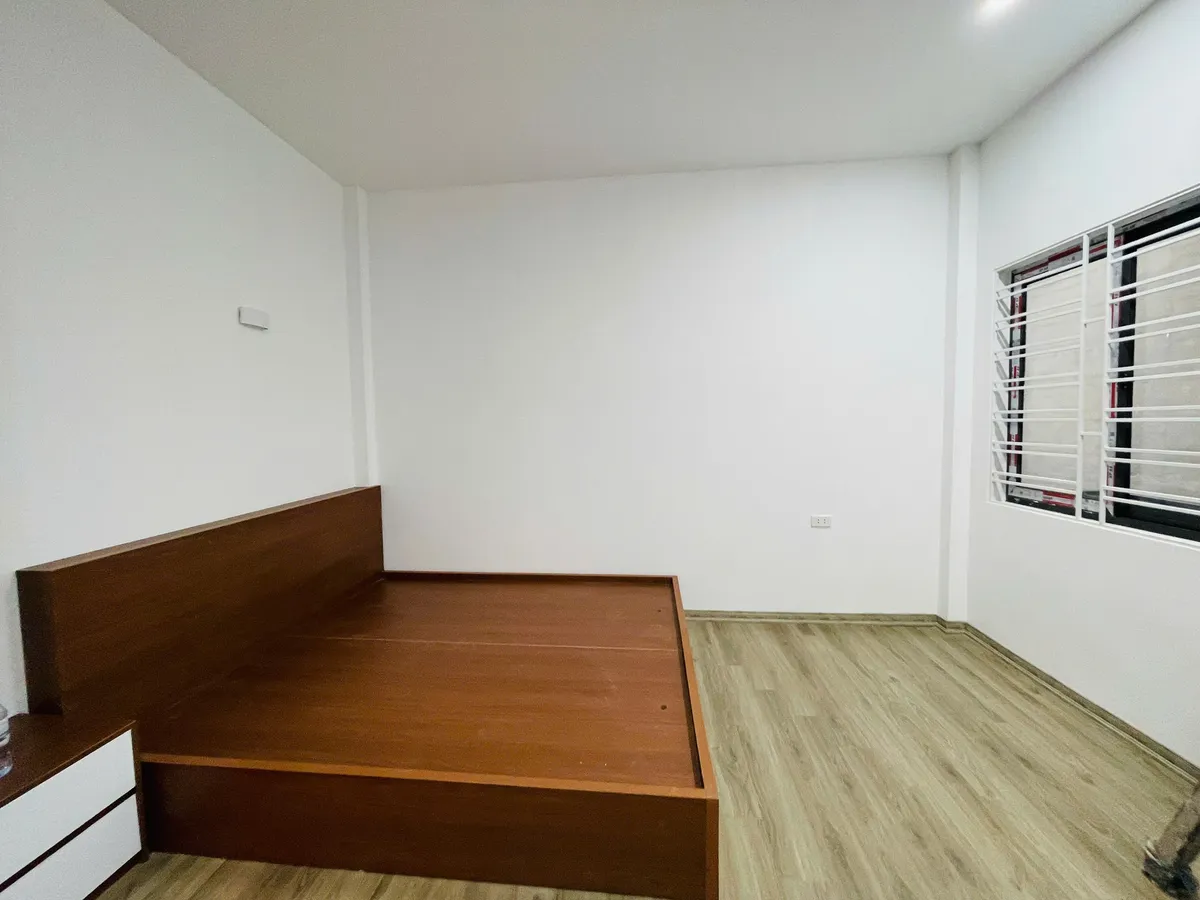 Hiếm! Chỉ hơn 6 tỷ - nhà Thịnh Quang mới keeng đẹp bề thế-cực thoáng sáng-gần ô tô, gần Ngã Tư Sở!