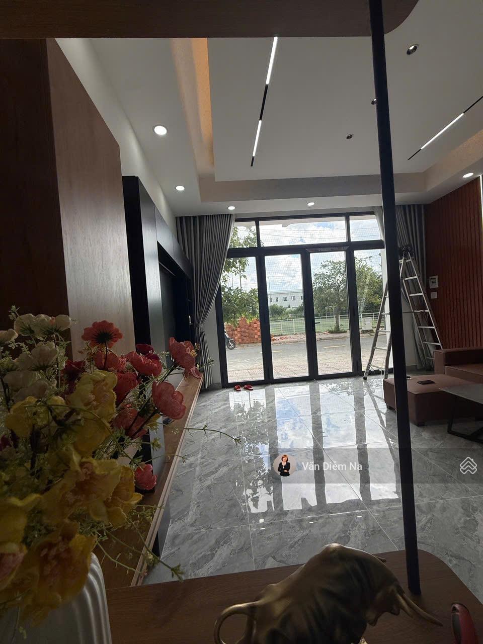 Bán NR xịn xò tại The Sol City, 4,4 tỷ, 193m2, 4PN, 4WC sổ hồng riêng, đã hoàn công hỗ trợ vay bank