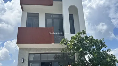 Bán NR xịn xò tại The Sol City, 4,4 tỷ, 193m2, 4PN, 4WC sổ hồng riêng, đã hoàn công hỗ trợ vay bank