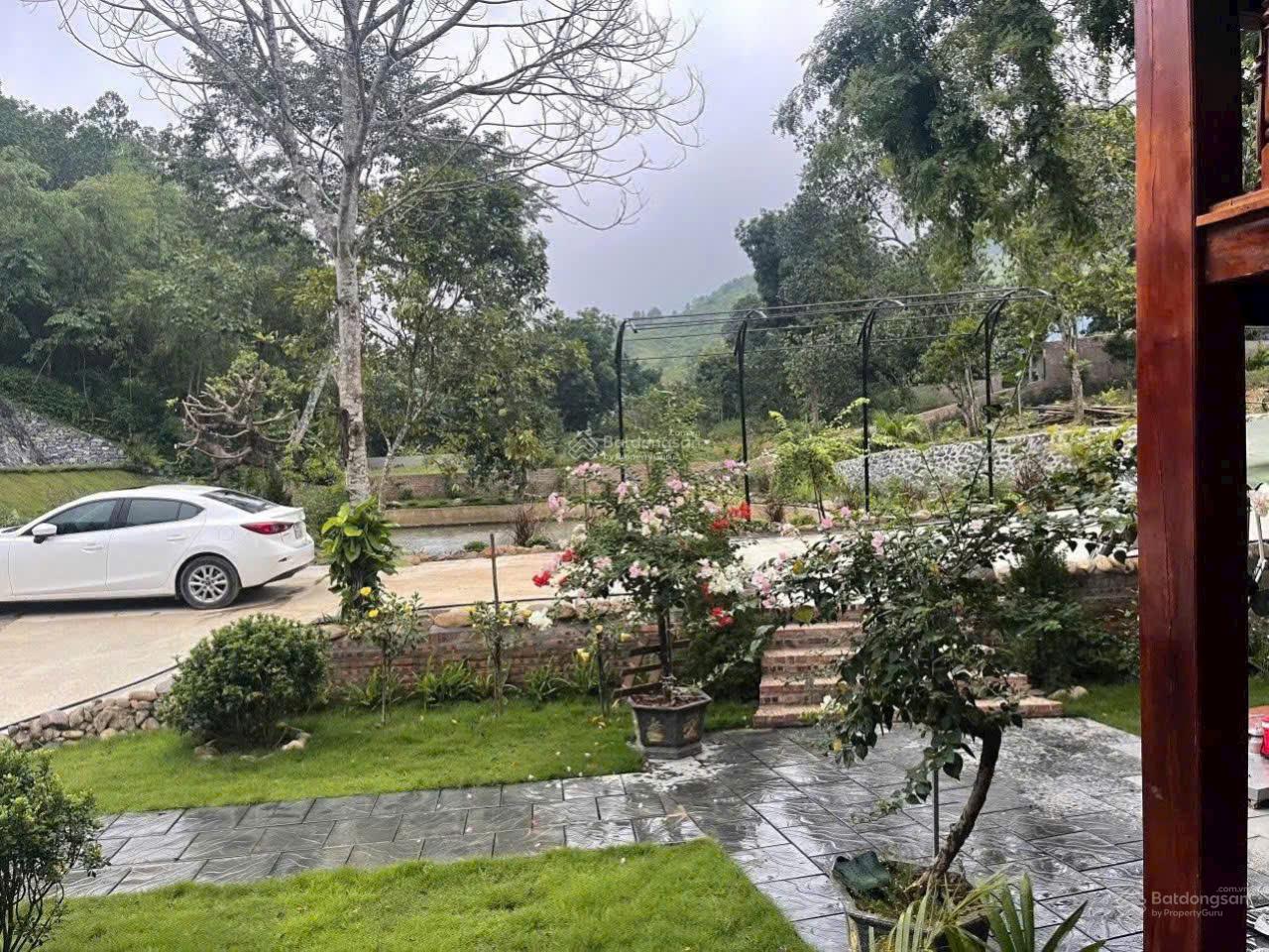 Nhượng khuôn viên nhà vườn nghỉ dưỡng VIP  9000m2 tại Tiến Xuân, Thạch Thất
