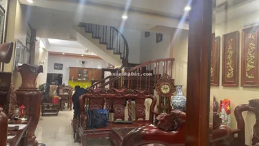 Chỉ với 22,5 tỷ bạn sở hữu căn liền kề Văn Phú vị trí trung tâm. Ngay nhà hàng Mai Châu. Của hiếm