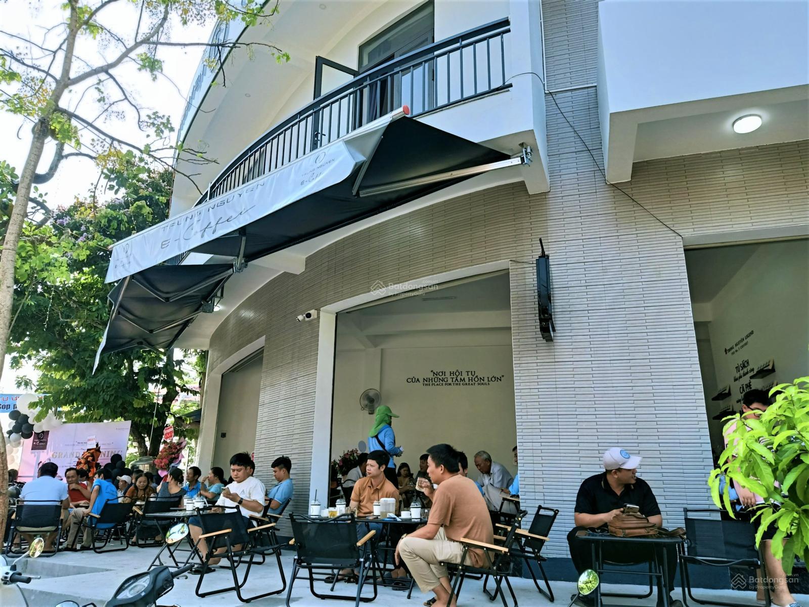 Rẻ quá ! Bán nhà Nguyễn Trãi ngay LANCASTER , Q.1. DT: 14x15m - Hầm+5 tầng- 100tr/th - 45 tỷ TL
