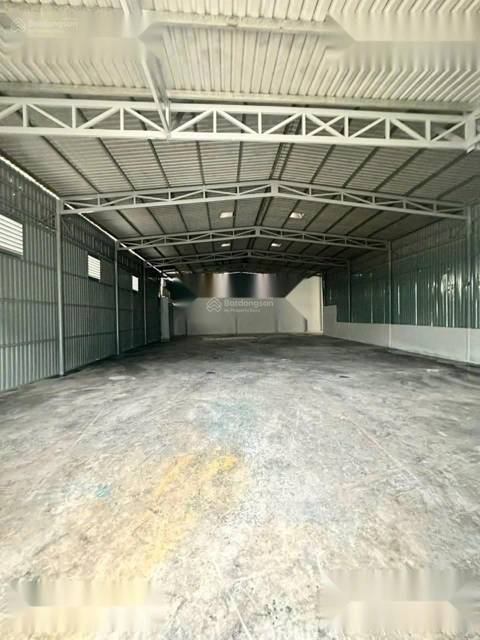 Kho cho thuê đường Quốc Lộ 1A Quận Bình Tân 10m x 35m đường cont vô được Kho cho thuê đường Quốc Lộ 1A Quận Bình Tân 10m x 35m đường cont vô được
