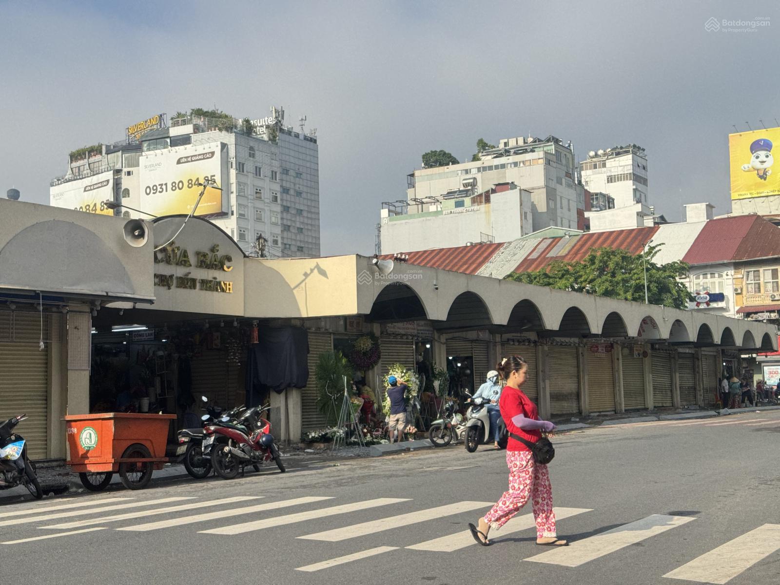 Siêu phẩm hiếm bán nhà MTKD đ. Lê Thánh Tôn, Q. 1 DT 4m*17m view chợ Bến Thành & phố hoa Nguyễn Huệ