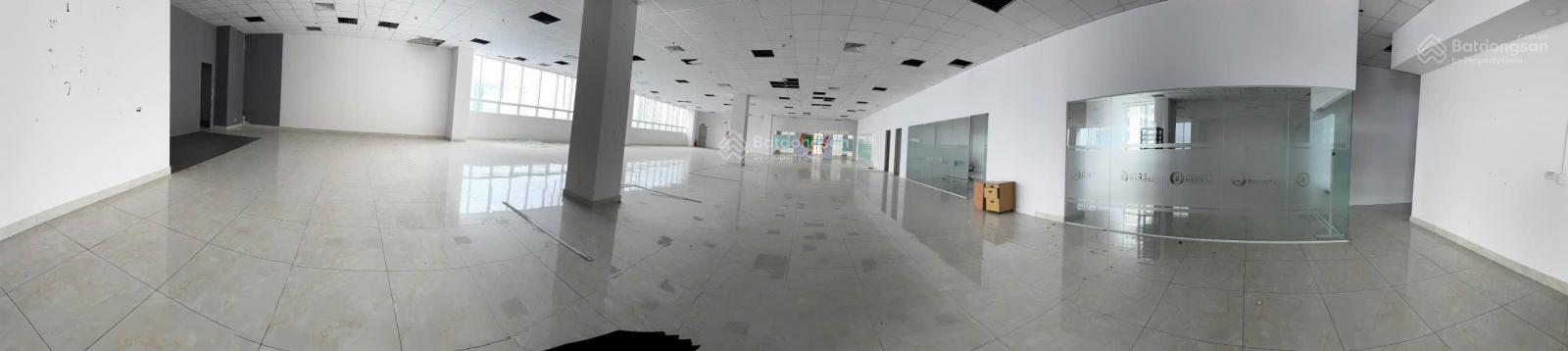 Cho thuê văn phòng đẹp 165 triệu, 960m2 tại Huỳnh Tấn Phát, Q7, HCM