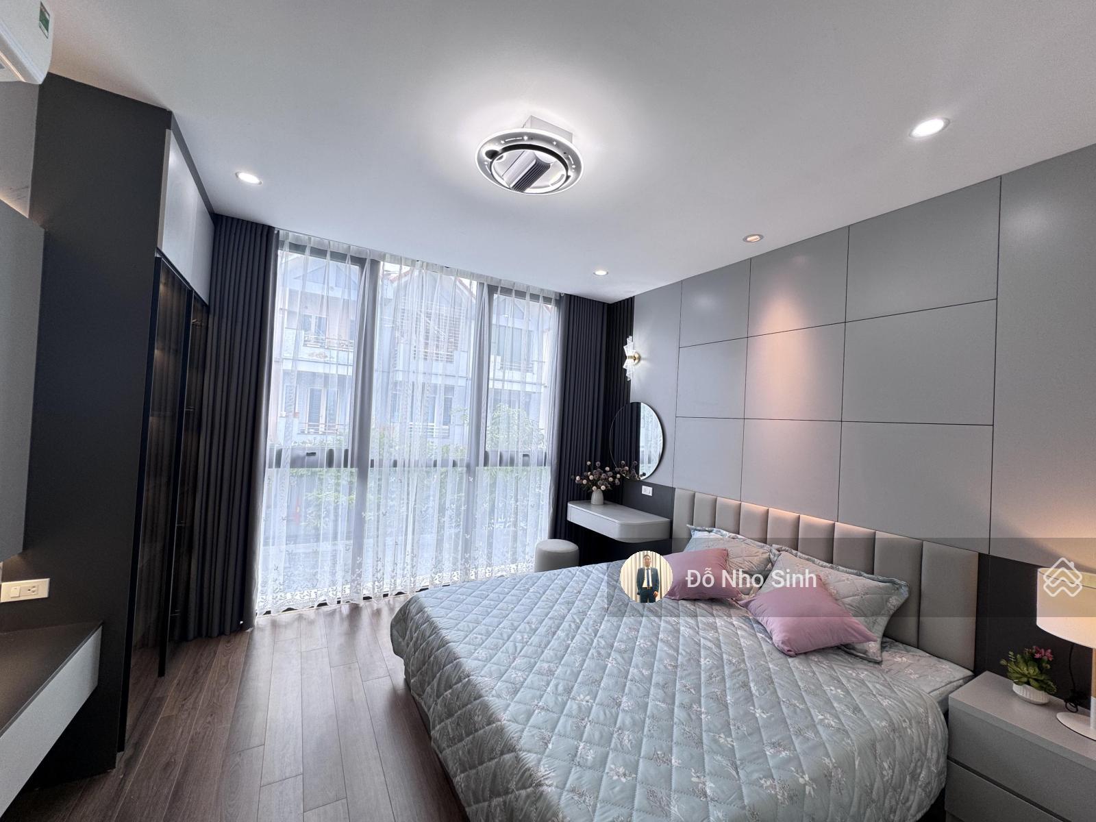 Bán liền kề TSQ Galaxy, Tố Hữu, Vạn Phúc, Hà Đông, diện tích 91m2, 6 tầng, thang máy, giá 27.5 tỷ