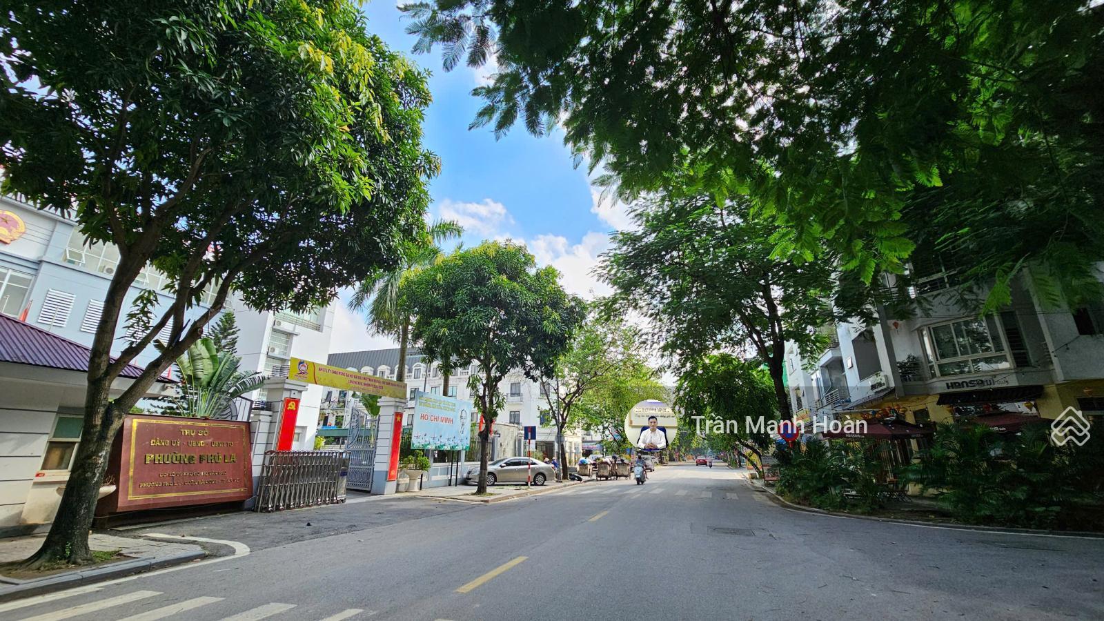 Chính chủ bán gấp lô góc 3 mặt thoáng LK KĐT Văn Phú - Phú La. Vị trí vàng, kd cực tốt. Giá 45 tỷ