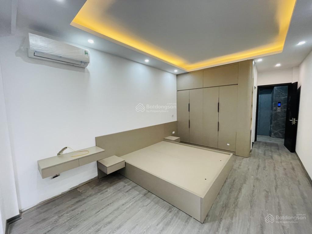Nhà Xây Mới 40m2 Thang Máy 1 Ngoặt Ra Vũ Ngọc Phan, 2P Đi Bộ Láng Hạ