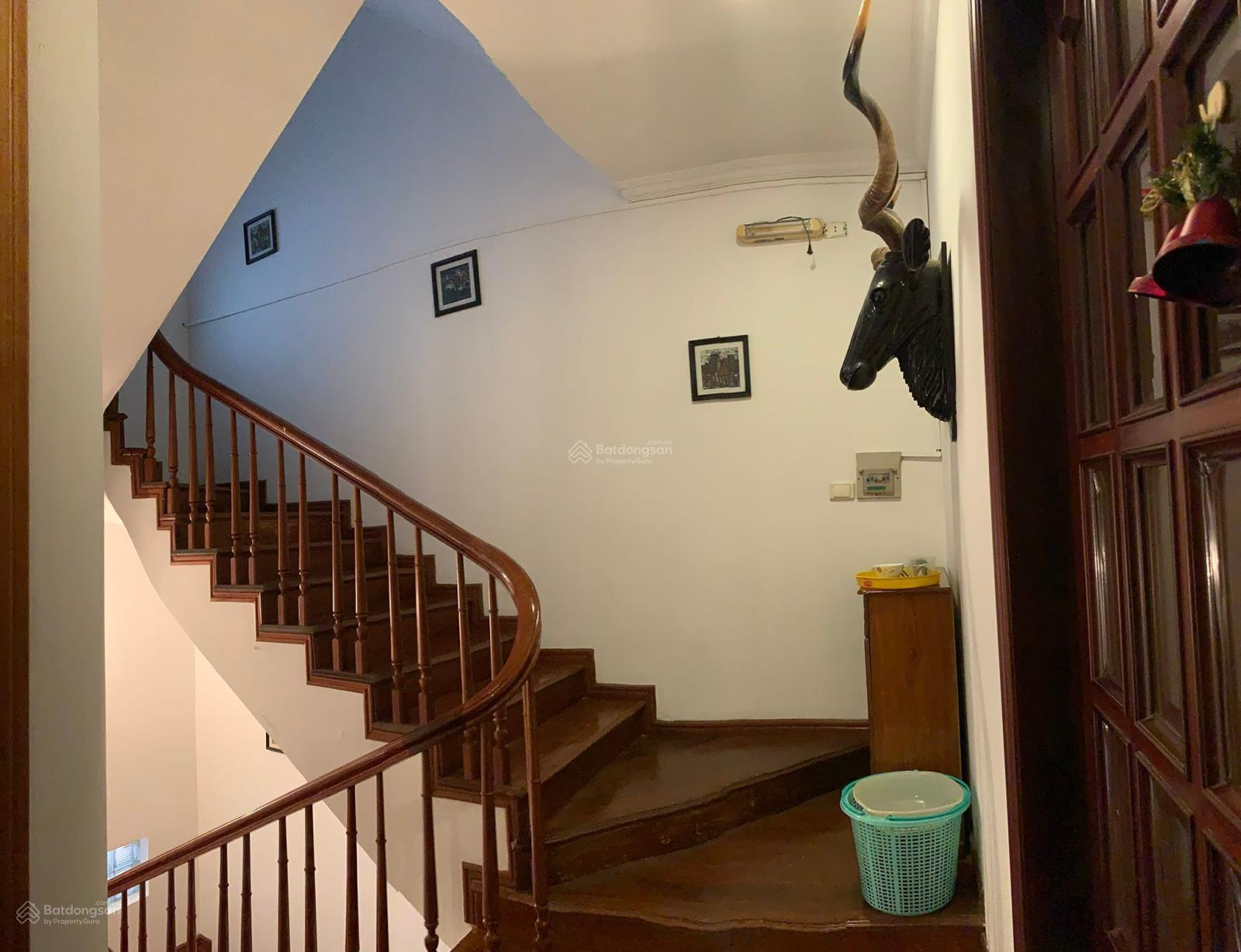 Bán nhà mặt ngõ 285 Đội Cấn, ngõ thông kinh doanh DT 48m2, 5 tầng, giá 13.8 tỷ