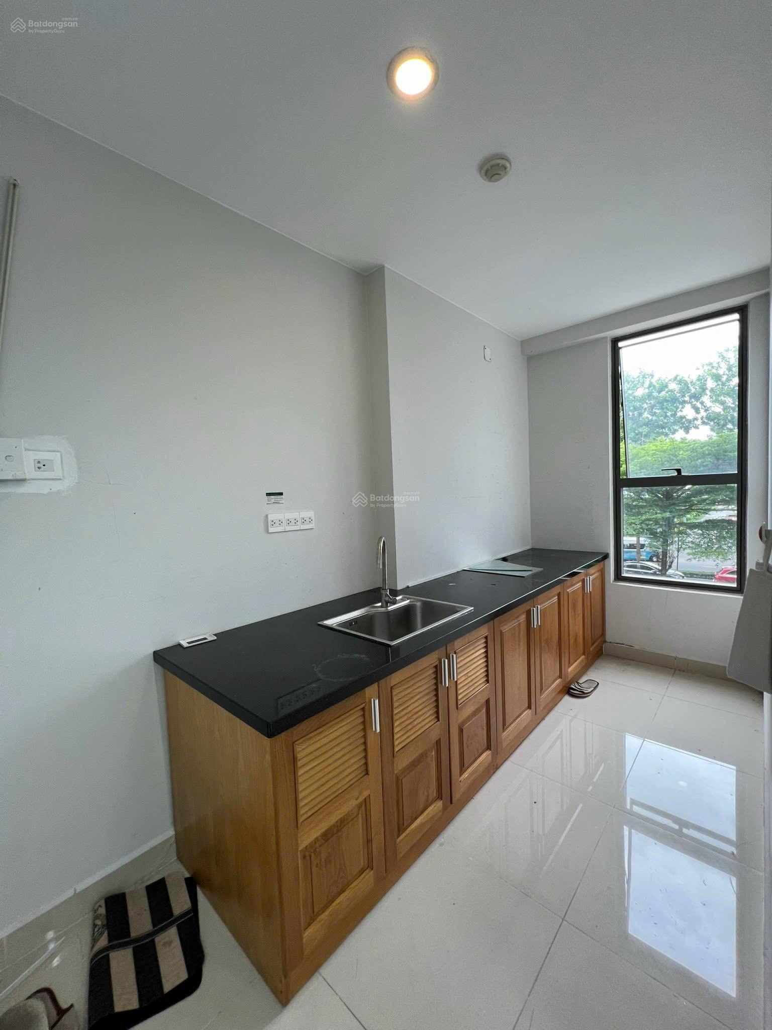 CHO THUÊ CĂN HỘ NỘI THẤT CƠ BẢN 2PN 1WC BOTANICA PREMIER GIÁ CHỈ 13 TRIỆU