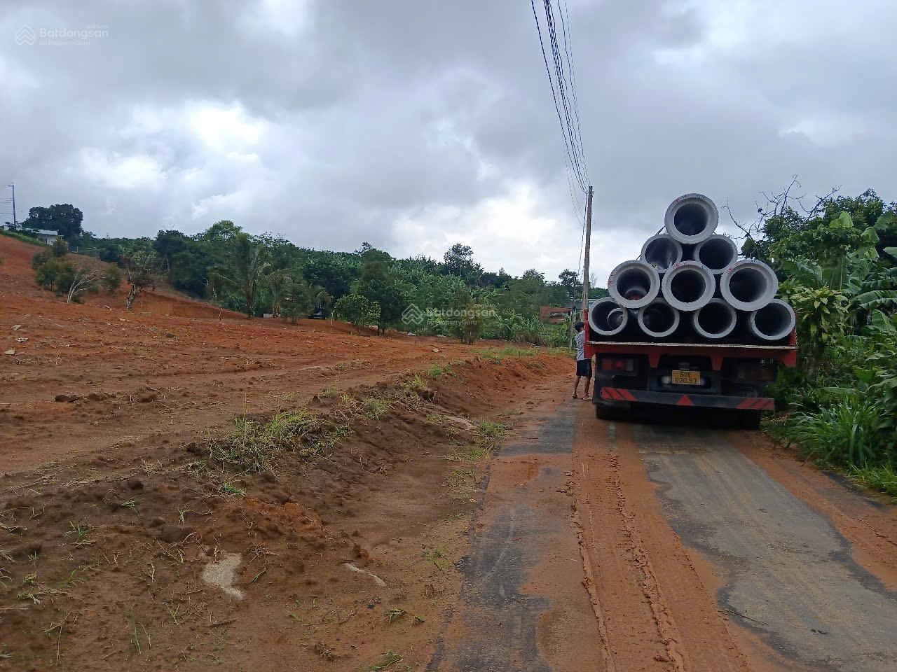 Đất Lộc Đức, Bảo Lâm, giá rẻ chỉ 4,8 tr/m2 có sổ và hạ tầng chỉnh chu