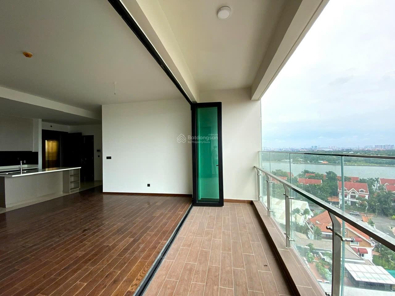 Bán gấp căn 3PN D'Edge, 147m2, 17.8 tỷ, thang máy riêng vào tận nhà, cam kết rẻ nhất TT