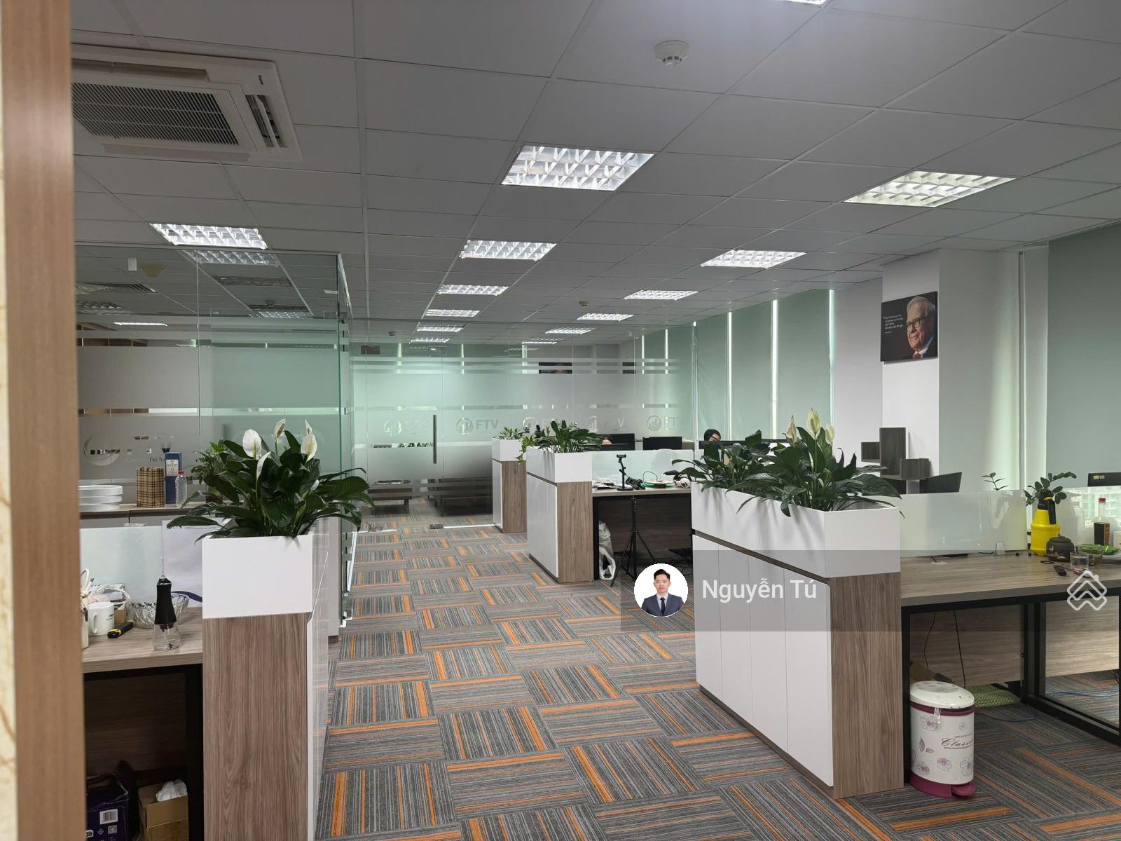 BQL cho thuê văn phòng TTC Tower Duy Tân. DT: 100m² - 130m² - 500m², sẵn nội thất vào được luôn