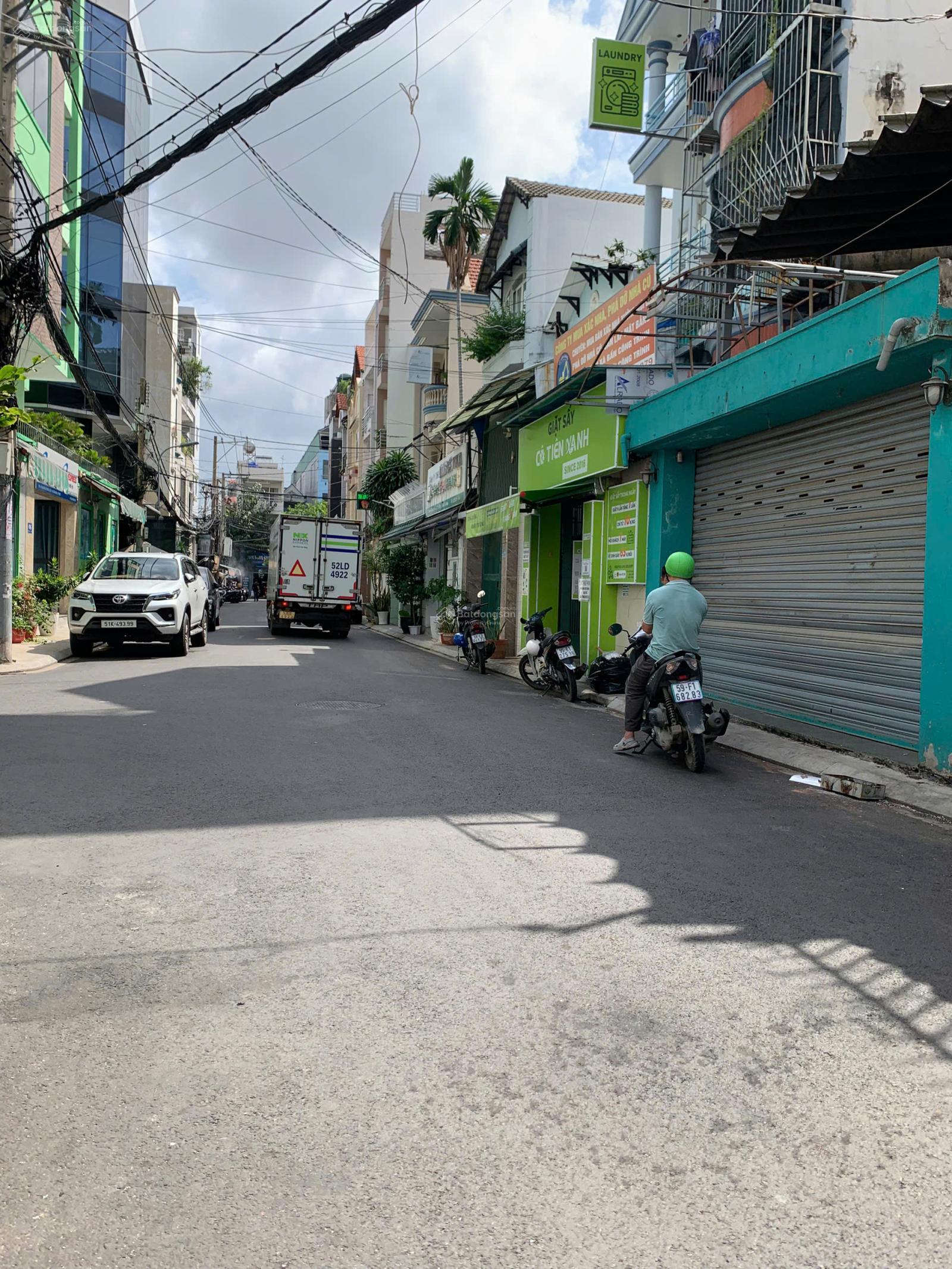 Giảm gần 1 tỷ còn 11,3 tỷ bán nhà mặt tiền khu vip ngay đường Hiệp Nhất, P.4, Tân Bình, DT 4,8x18m Giảm gần 1 tỷ còn 11,3 tỷ bán nhà mặt tiền khu vip ngay đường Hiệp Nhất, P.4, Tân Bình, DT 4,8x18m