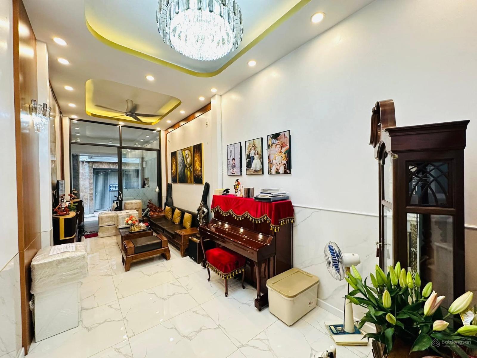 Bán Nhà Đẹp Phố Khương Đình Thanh Xuân ÔTô đỗ cửa Nội Thất hoàn hảo từng centimet 60m giá 12.6 tỷ.