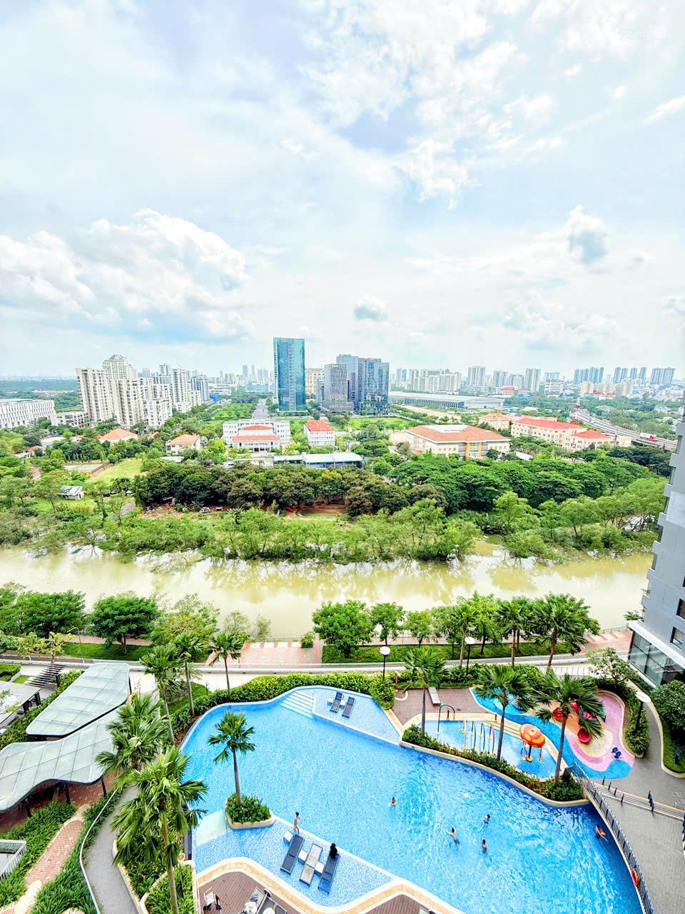 Cần tiền bán gấp căn hộ cao cấp The View Riviera Point gía 11 tỷ LH 0916 769 *** E Trang Cần tiền bán gấp căn hộ cao cấp The View Riviera Point gía 11 tỷ LH 0916 769 *** E Trang