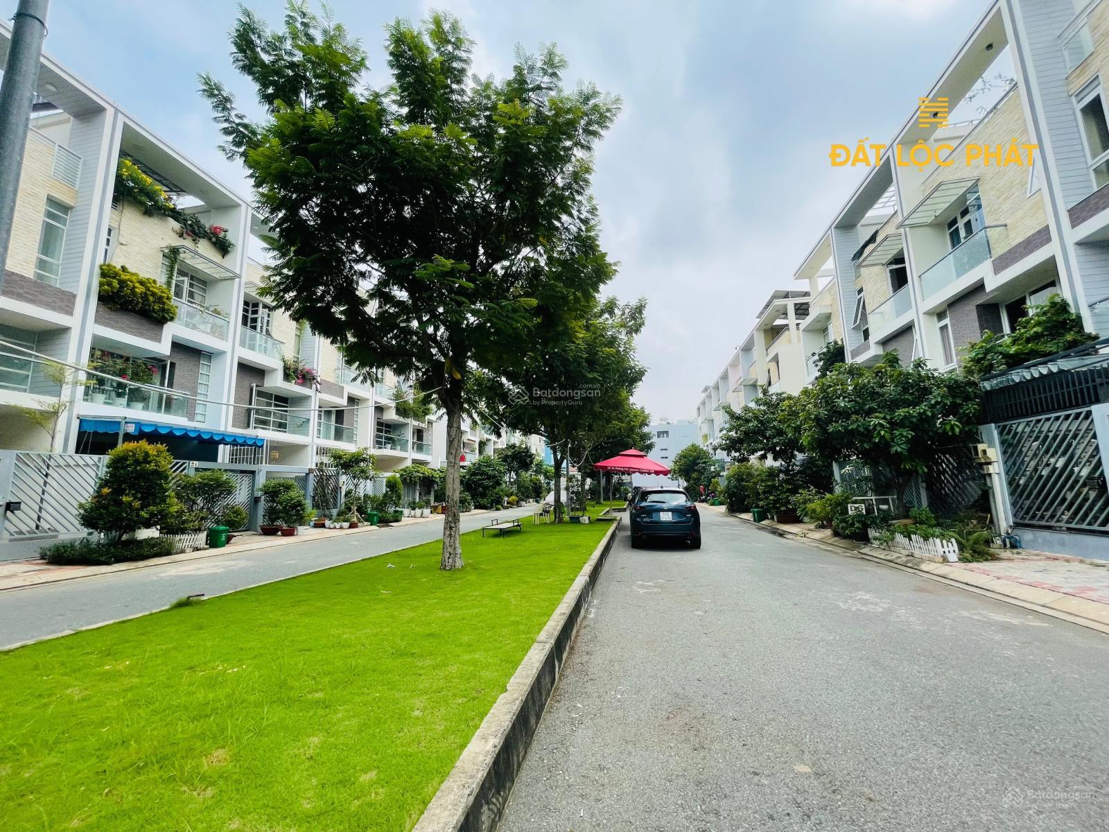 Cho thuê nhà nguyên căn 4 tầng 4PN 25tr 5x20m, KDC Jamona Bùi Văn Ba Q7 Nguyền văn Linh