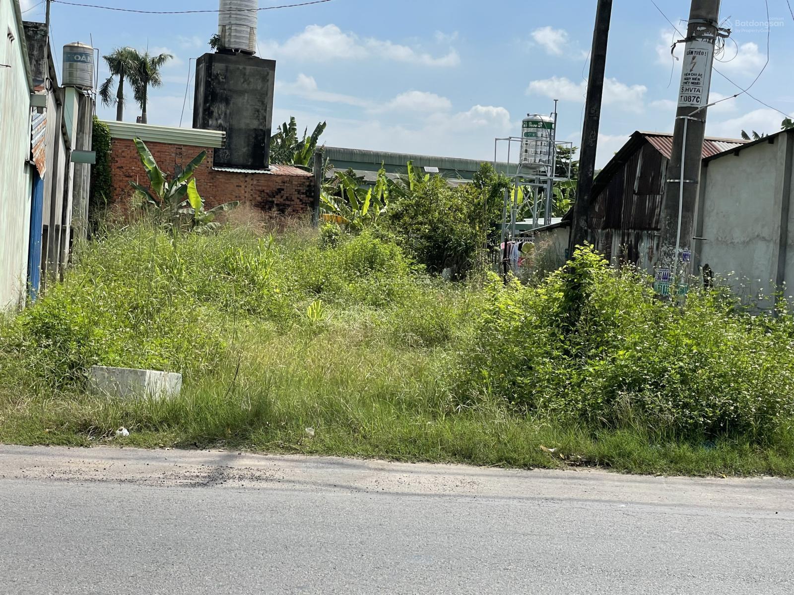 Đất thổ cư đường Trung Viết, xã Phước Hiệp, Củ Chi. Diện tích 134m2 (5x26.8)m. Sổ riêng