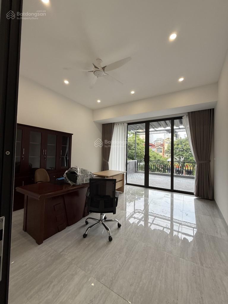 Siêu phẩm nhà 5 tầng ô tô kinh doanh phố Phạm Văn Nghị, Bắc Từ Liêm 52m2 giá 11.5 tỷ