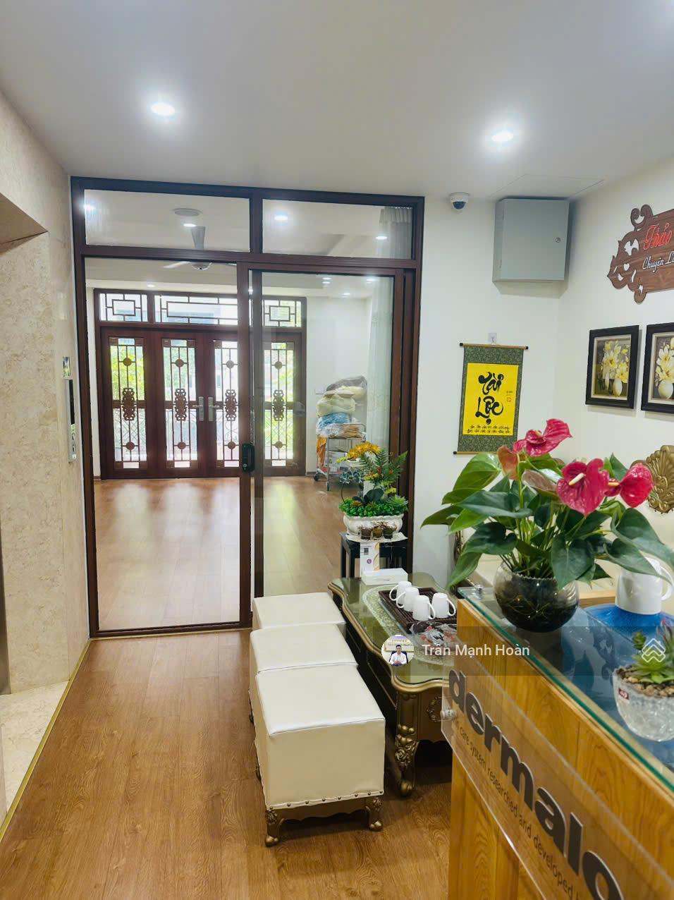 Tôi chính chủ cho thuê 50m2 sàn tầng 3 trong tòa nhà 7 tầng thang máy Tô Hiệu - Hà Đông. Giá 8tr/th