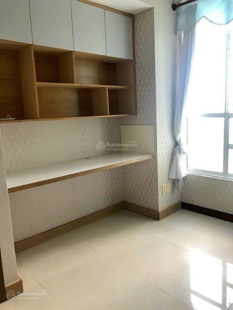Cho thuê căn hộ 2PN, 2WC, 70m2, 6 triệu VND tại The Mansion, Bình Chánh, HCM. LH 0909 626 ***