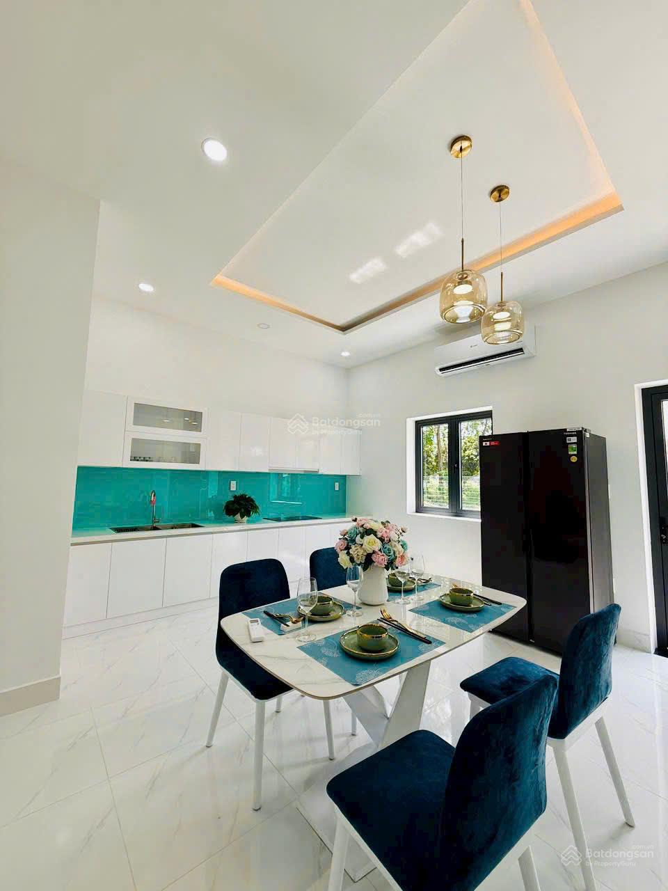 Khu dự án để ở tiện ích đầy đủ, nằm trục đường chính và xung quanh KCN
