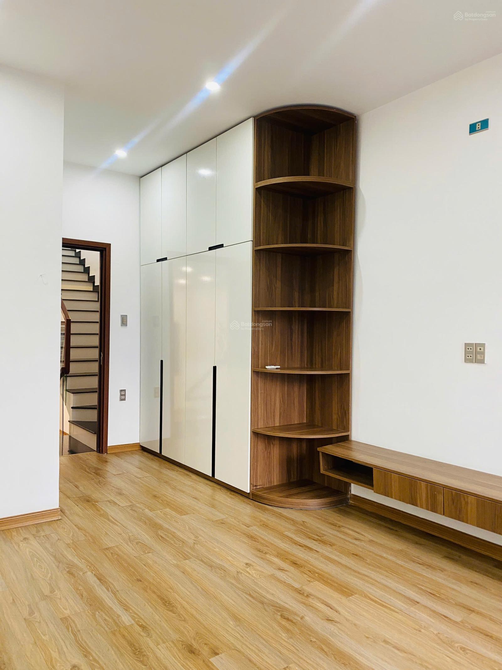 Cho thuê NR 4PN, 3WC, 100m2, 17 triệu VND/th tại Hoàng Đình Ái, Hòa Xuân, Cẩm Lệ, Đà Nẵng