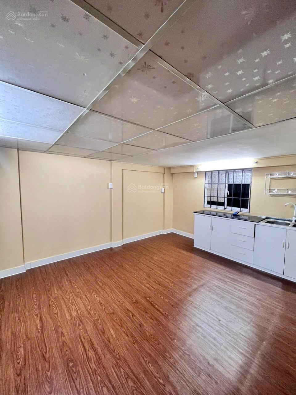 Nhà xã hội Becamex Định Hòa, lầu 3 (60m2): 640 triệu, thuê 4 triệu/tháng. Sài Gòn mua được