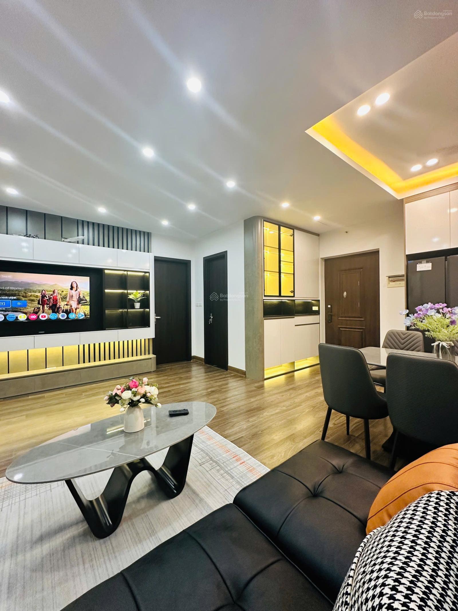 Cần bán gấp CH Rainbow Linh Đàm 93m2 view Đông Nam mát lịm, nhà đẹp, giá thương lượng Cần bán gấp CH Rainbow Linh Đàm 93m2 view Đông Nam mát lịm, nhà đẹp, giá thương lượng