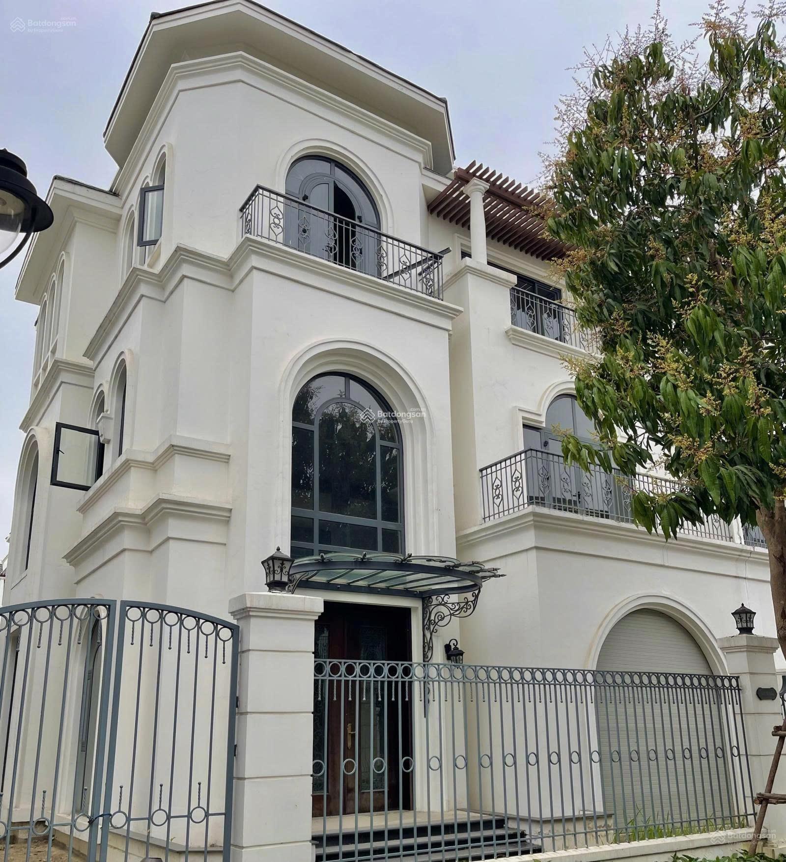 Song lập Ngón Tay 226M2, View hồ, Nhà thô, chỉ 25 TỶ, Bán gấp