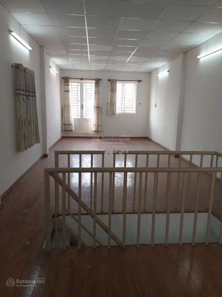 Chính chủ bán nhà đẹp 2 tầng Ngay Nguyễn Ánh Thủ - SHR 65m2, đường nhựa 6m, chỉ 1.8 tỷ