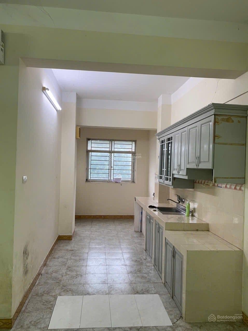 Bán CC 3PN 2WC 73m2 tại Trần Thủ Độ, Hoàng Mai, Hà Nội, giá 3,8 tỷ VND