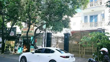 Bán nhà mặt tiền đường 79 ngay siêu thị Lotte 450m2 sử dụng, ngang 6m giá siêu rẻ